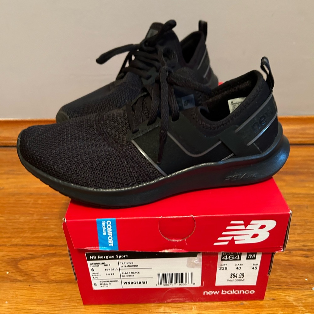 New Balance Womens NB Nergize Sport Black Athletic Sneakers